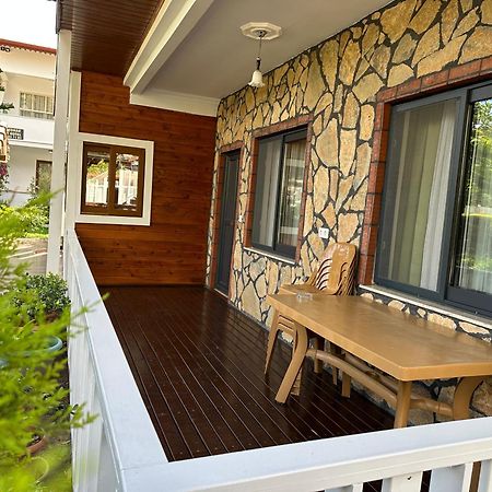 Palm Konak Hotel Чирали Екстериор снимка