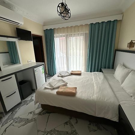 Palm Konak Hotel Чирали Екстериор снимка