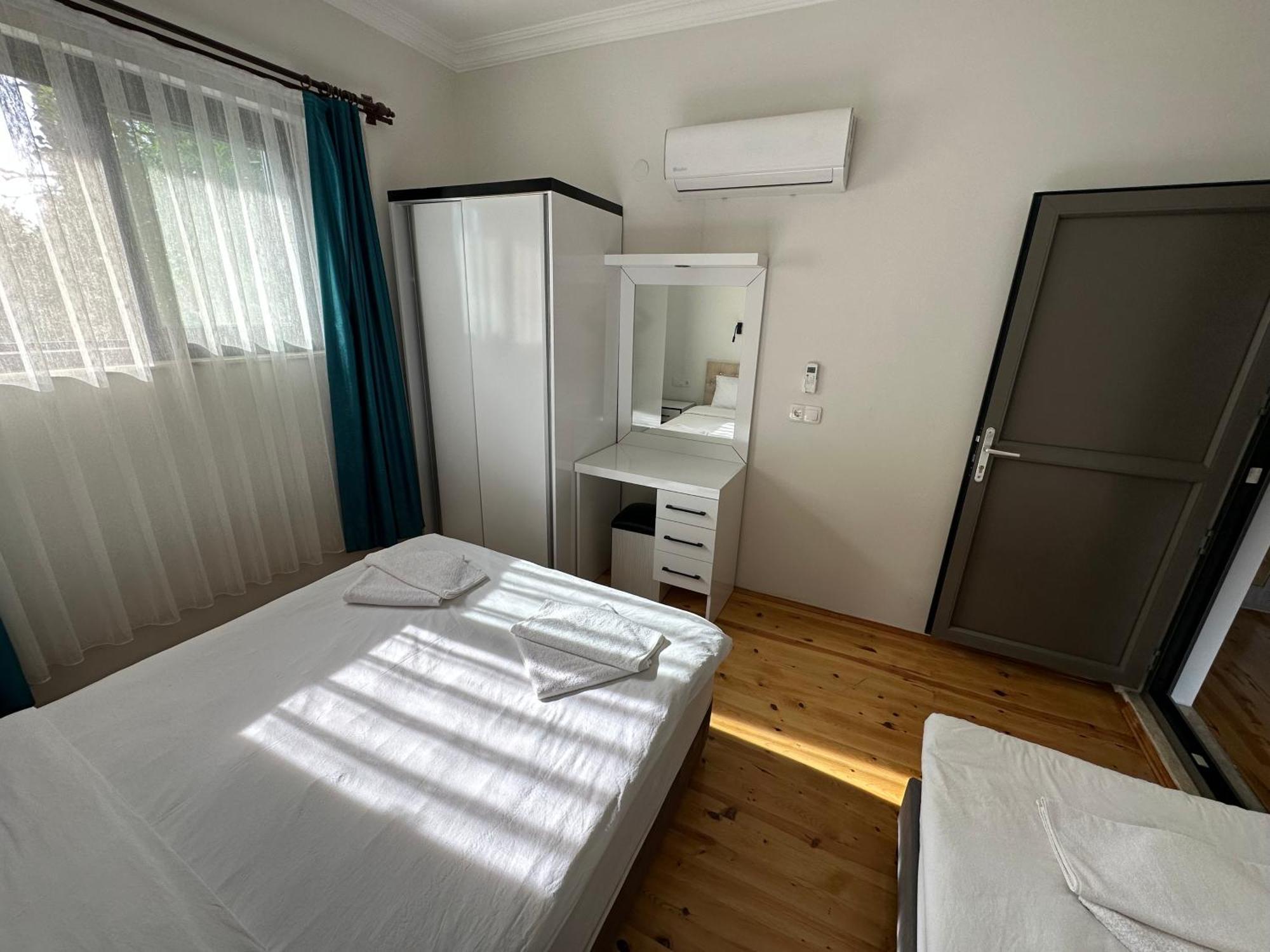 Palm Konak Hotel Чирали Екстериор снимка