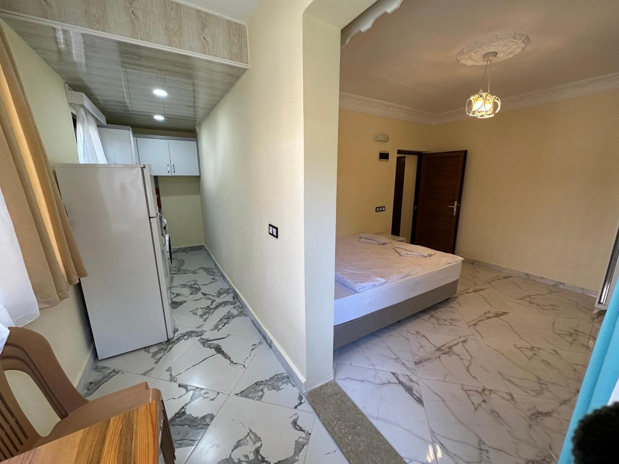 Palm Konak Hotel Чирали Екстериор снимка