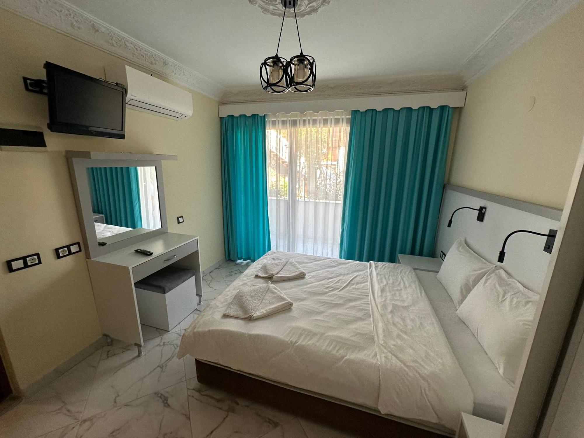 Palm Konak Hotel Чирали Екстериор снимка