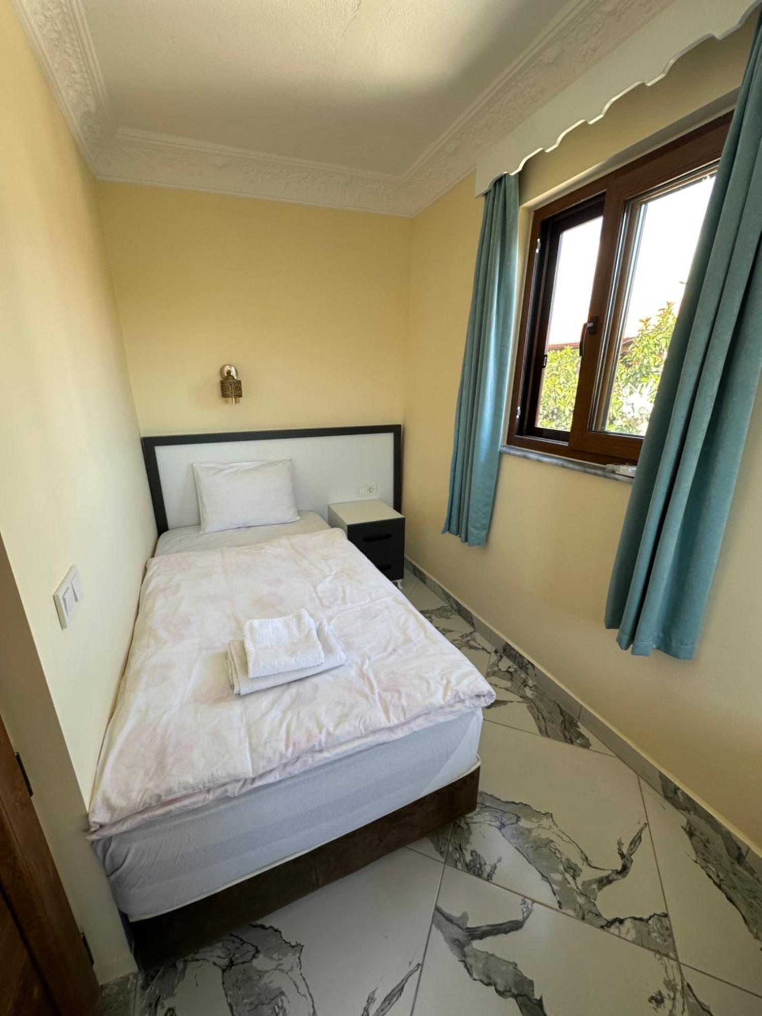 Palm Konak Hotel Чирали Екстериор снимка