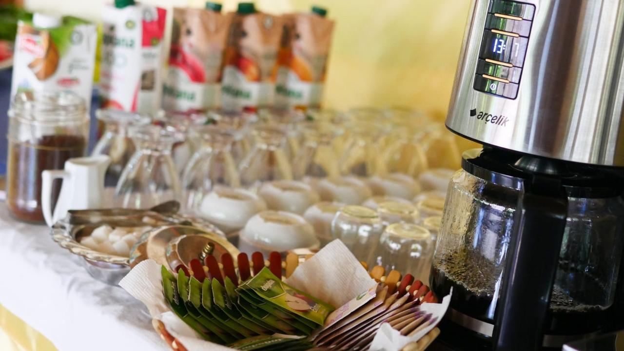 Palm Konak Hotel Чирали Екстериор снимка